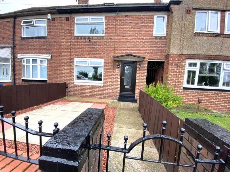 Og Stays Ii- 3Bedroom House Near Nissan & Stadium, Free Parking Sunderland  Extérieur photo